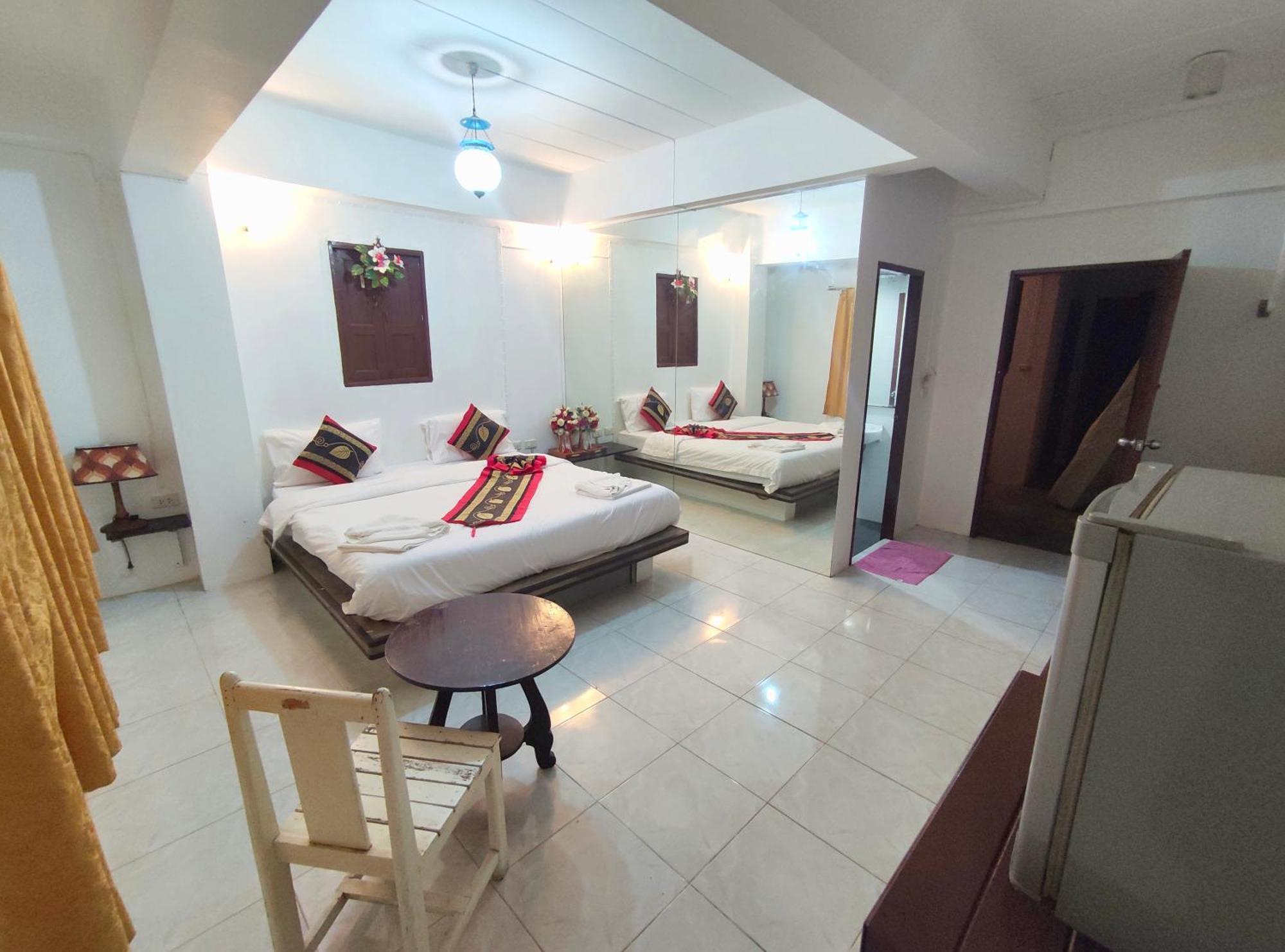 Sea Beach Paradise Patong Экстерьер фото